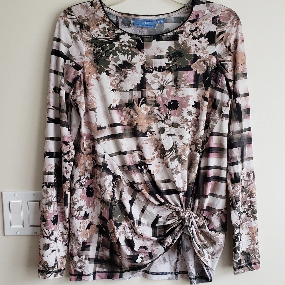 Simply Vera Wang Top Size S